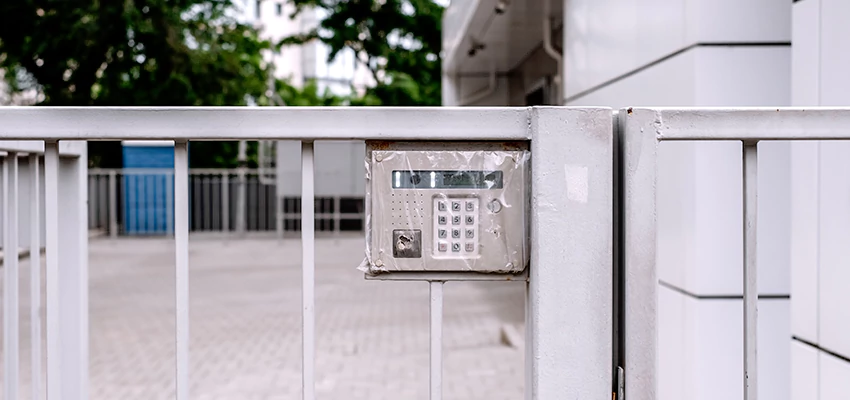 Gate Locks For Metal Gates in Dinuba, California